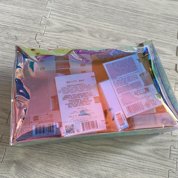 Assorted Fragrance Sample Collection - Picture 4 of 4